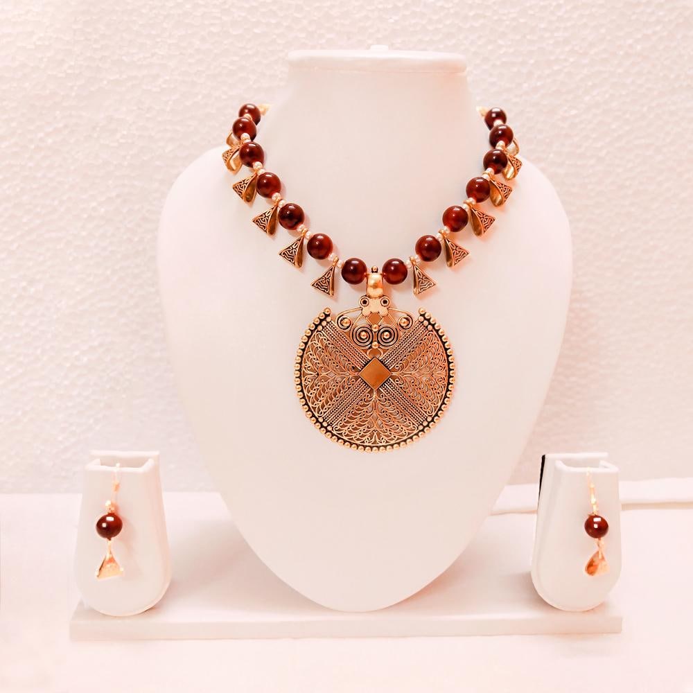  Alluring Set