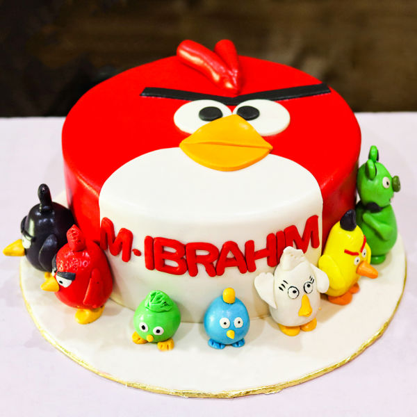  Angry Bird Fondant Cake