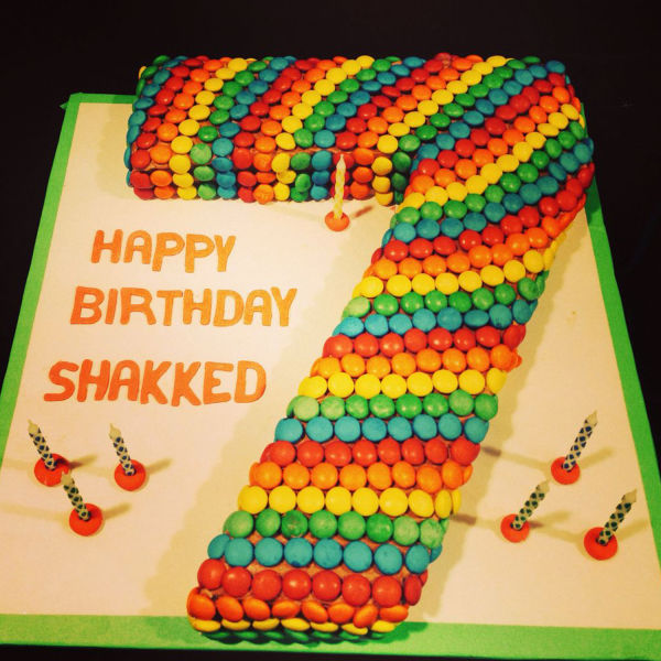  Rainbow Digit Cake