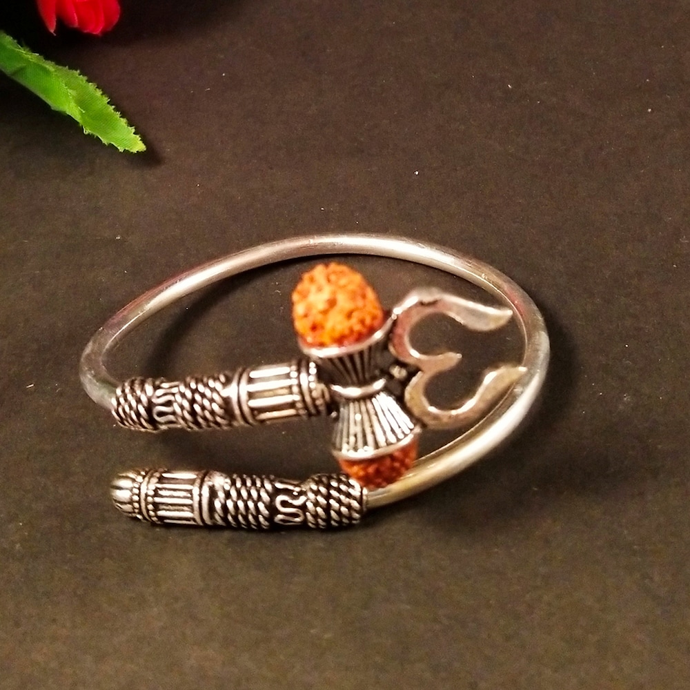 Om Designer Oxidized Bracelet