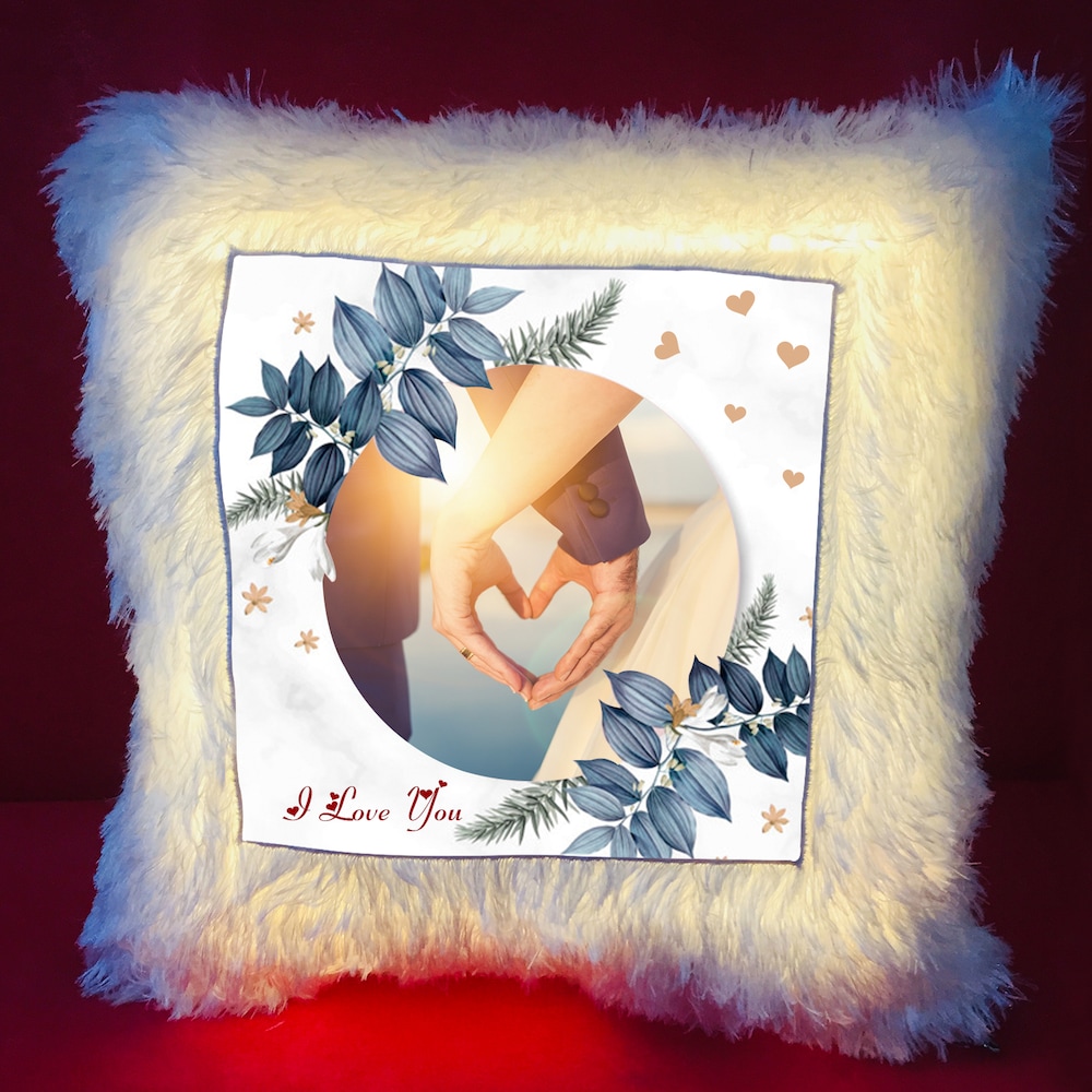  Beautiful White Cushion for Couple