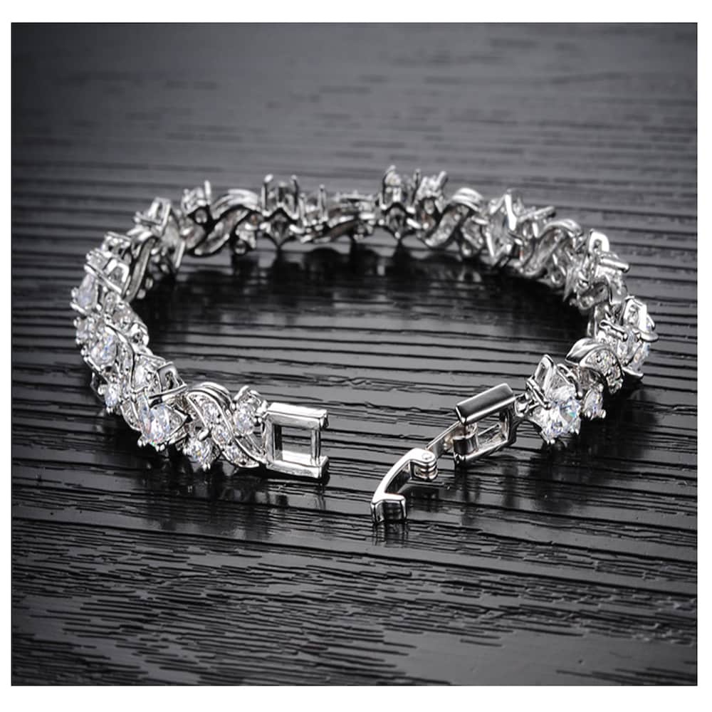  Sparkling Bracelet
