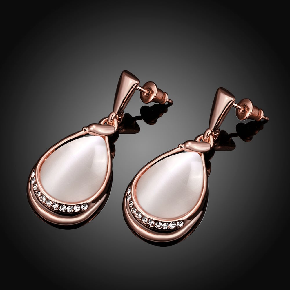  Drop Earring