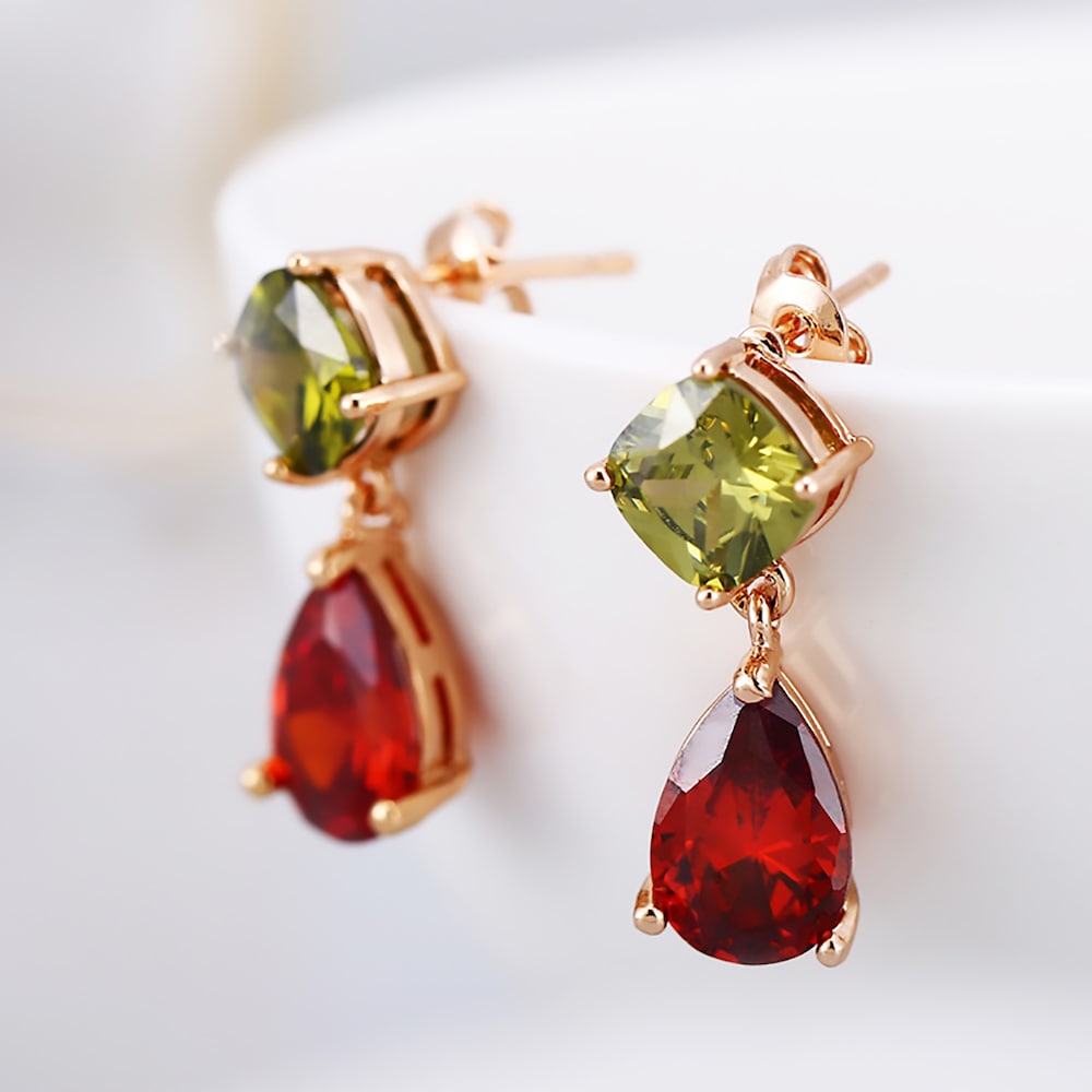  Vibrant Crystal Stud Earrings