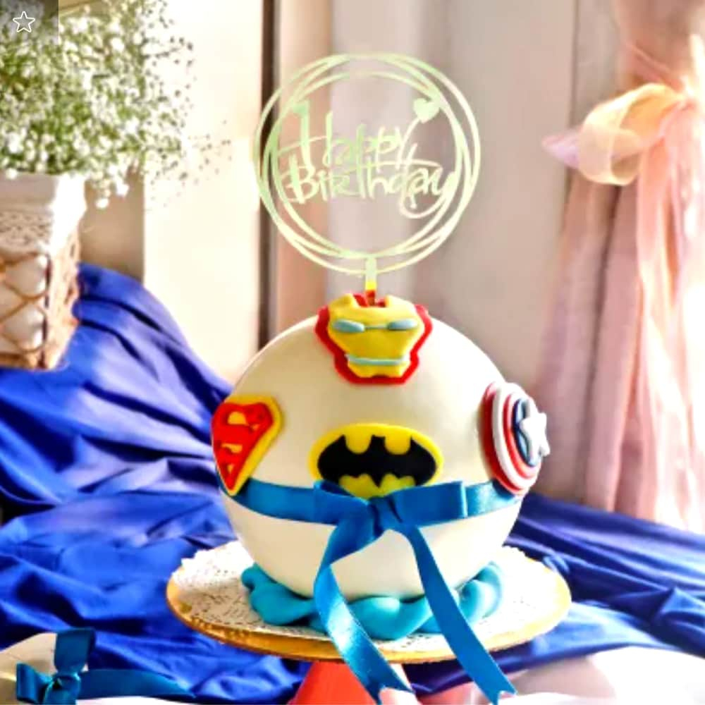  Super Hero Pinata