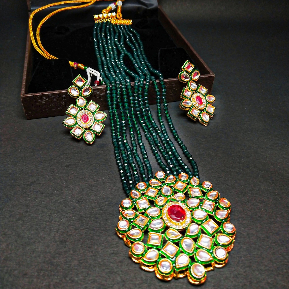  Sparking Green Beads Necklace Set