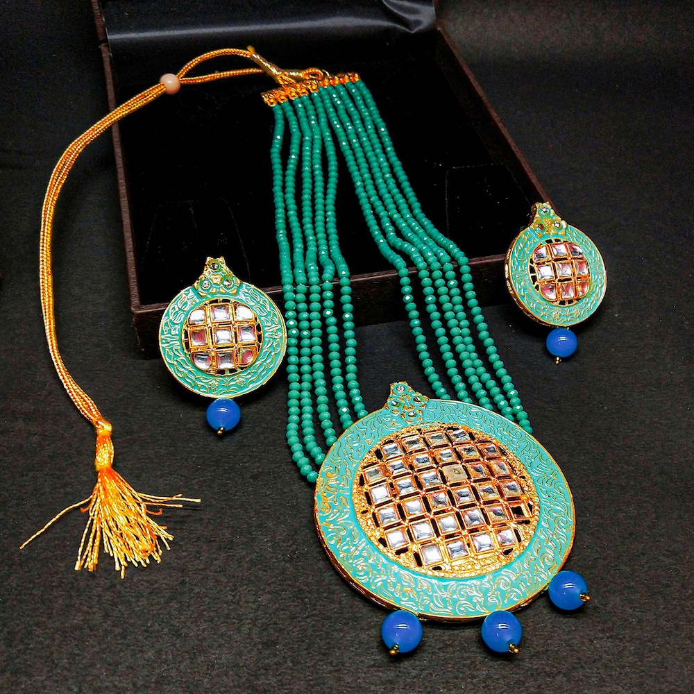  Gold Toned Green Studded Necklace Set