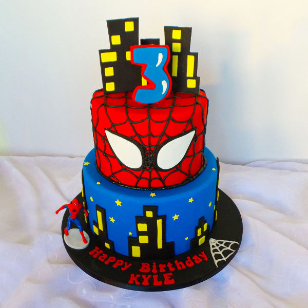  Spidy Creative Fondant Cake