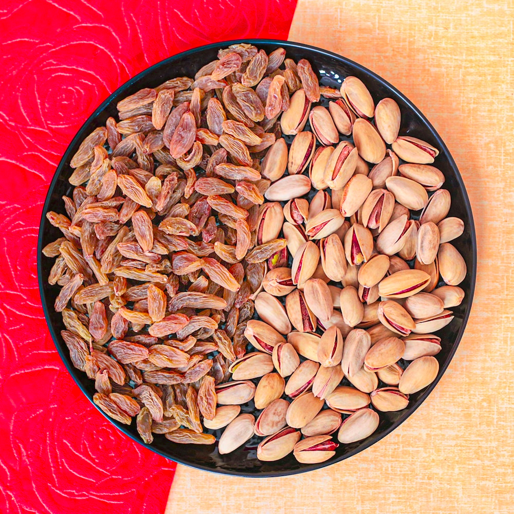  Assorted Dryfruits Delight