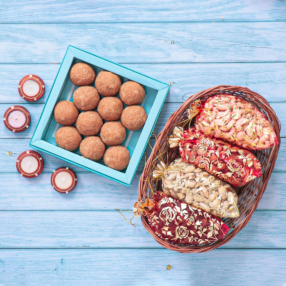  Exotic Dry Fruits Basket with Besan Ladoo