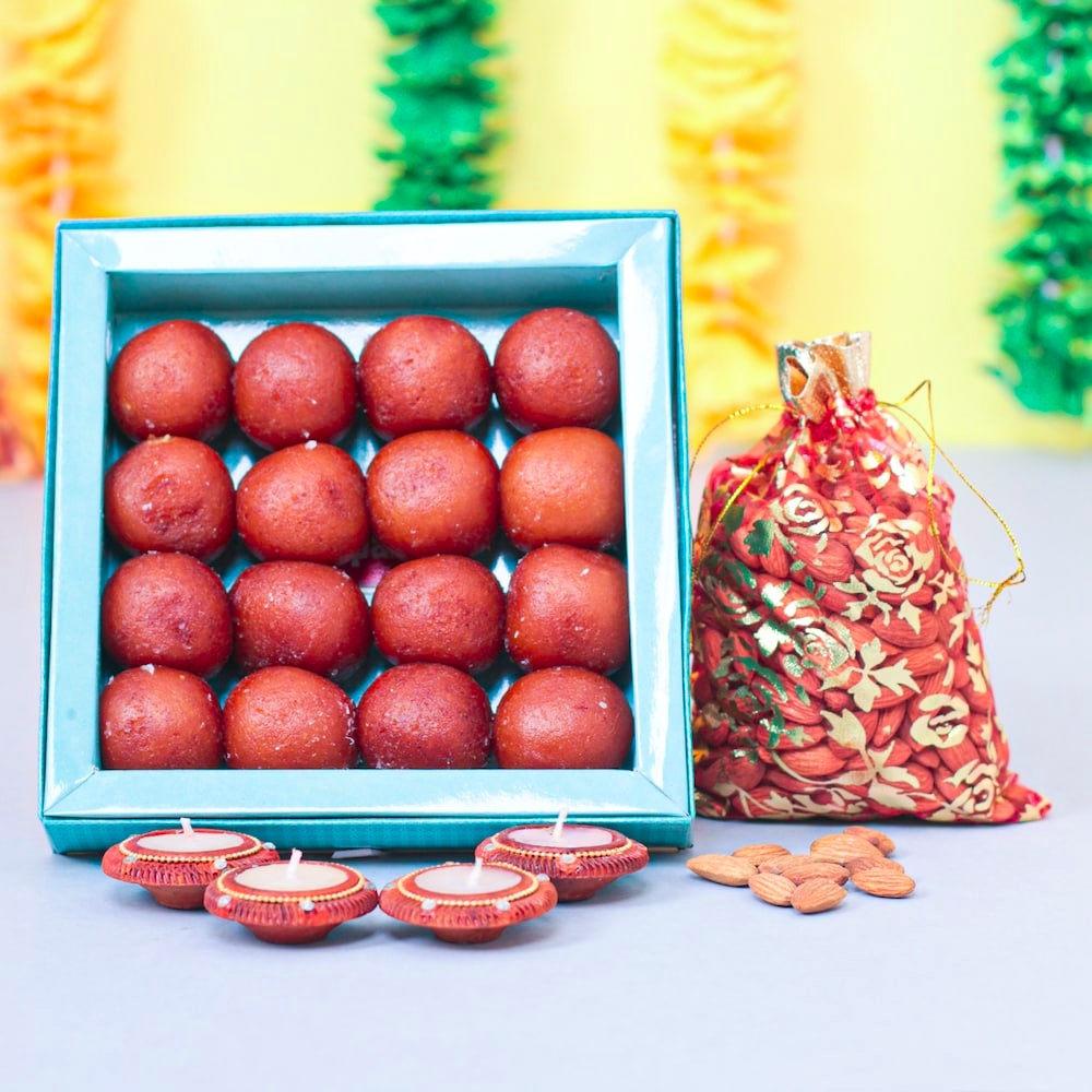  Sweets Hamper Pack