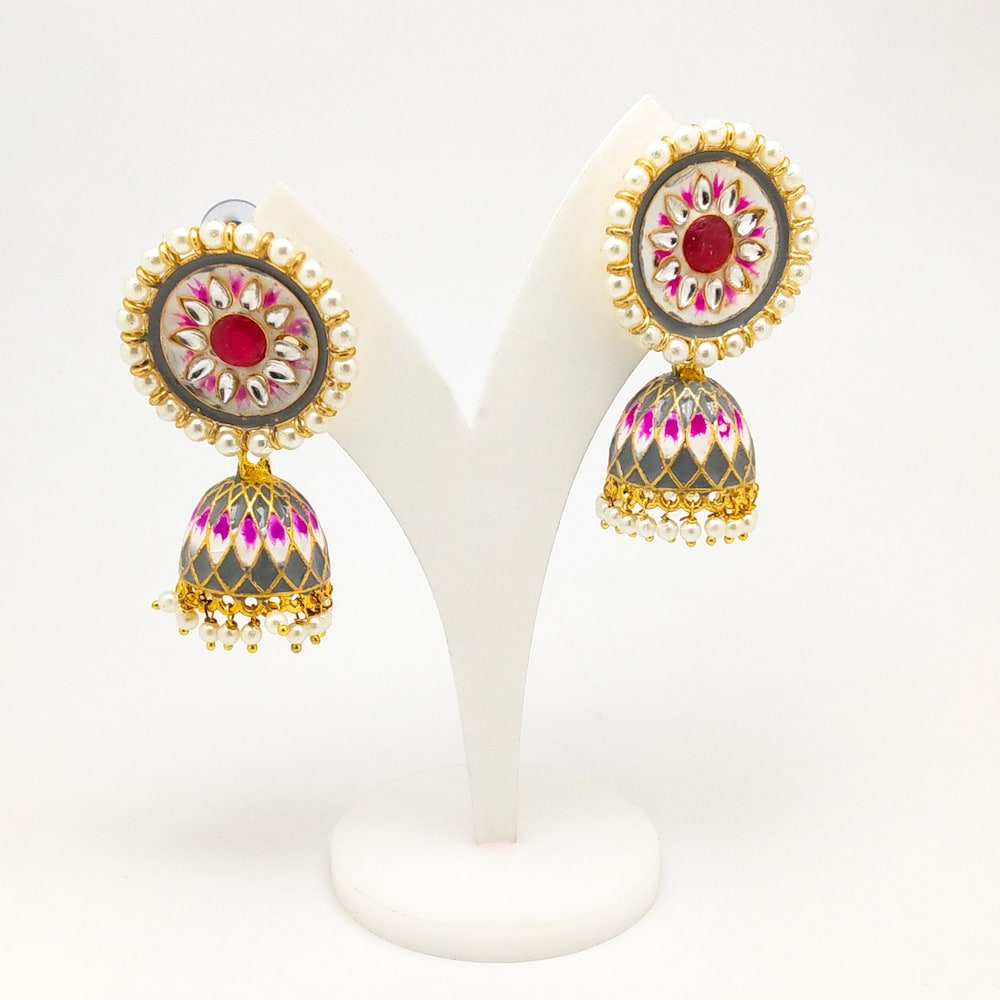  Pearl Kundan Earning