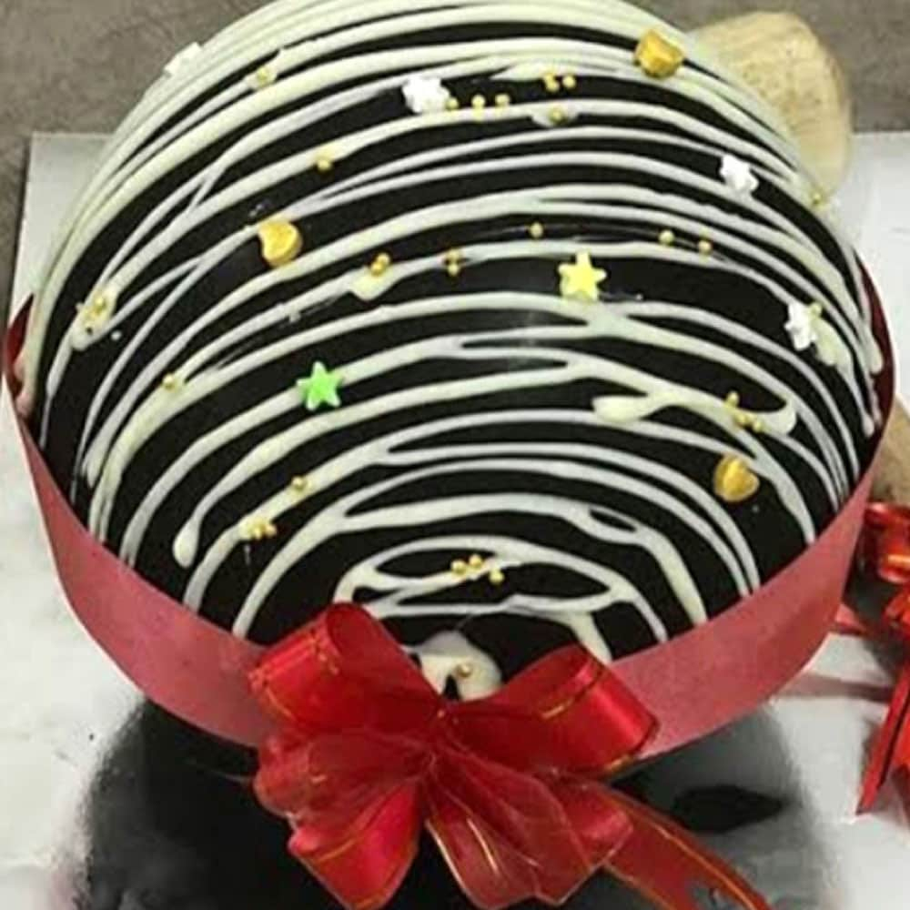  Smashing Chocolate Pinata Cake