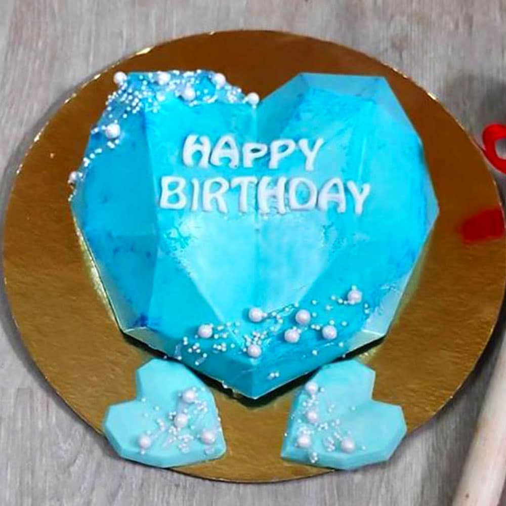  Secret Desire Pinata Cake