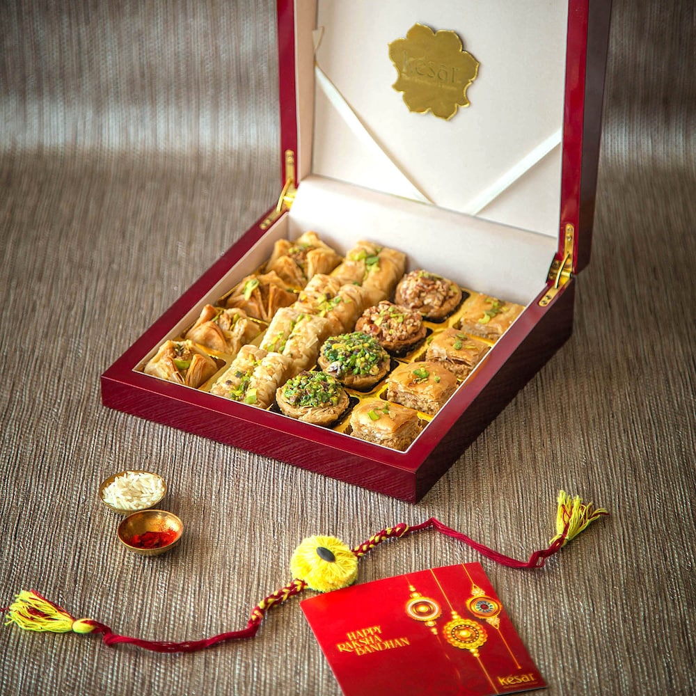  Luxurious Baklawa Box