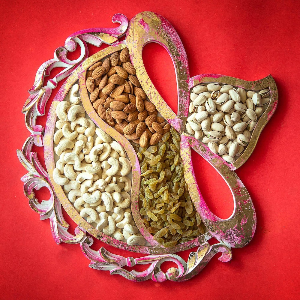  Scrumptious Mix Nuts Gift Pack Hamper