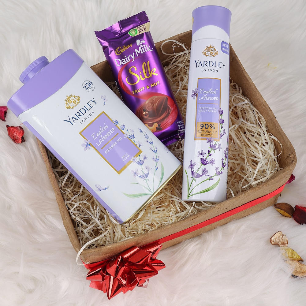  Yardley London English Lavender Hamper for Girl