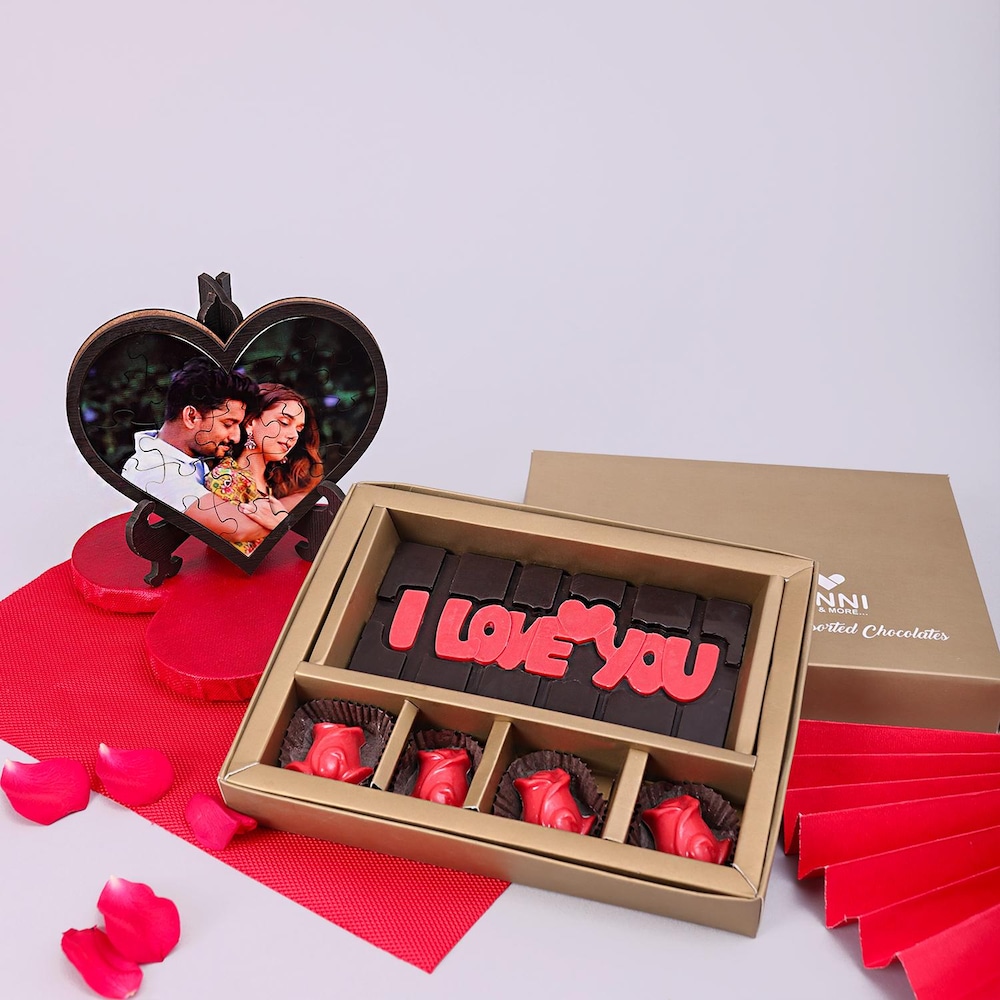  Beautiful Heart Frame Puzzle With Love Chocolates