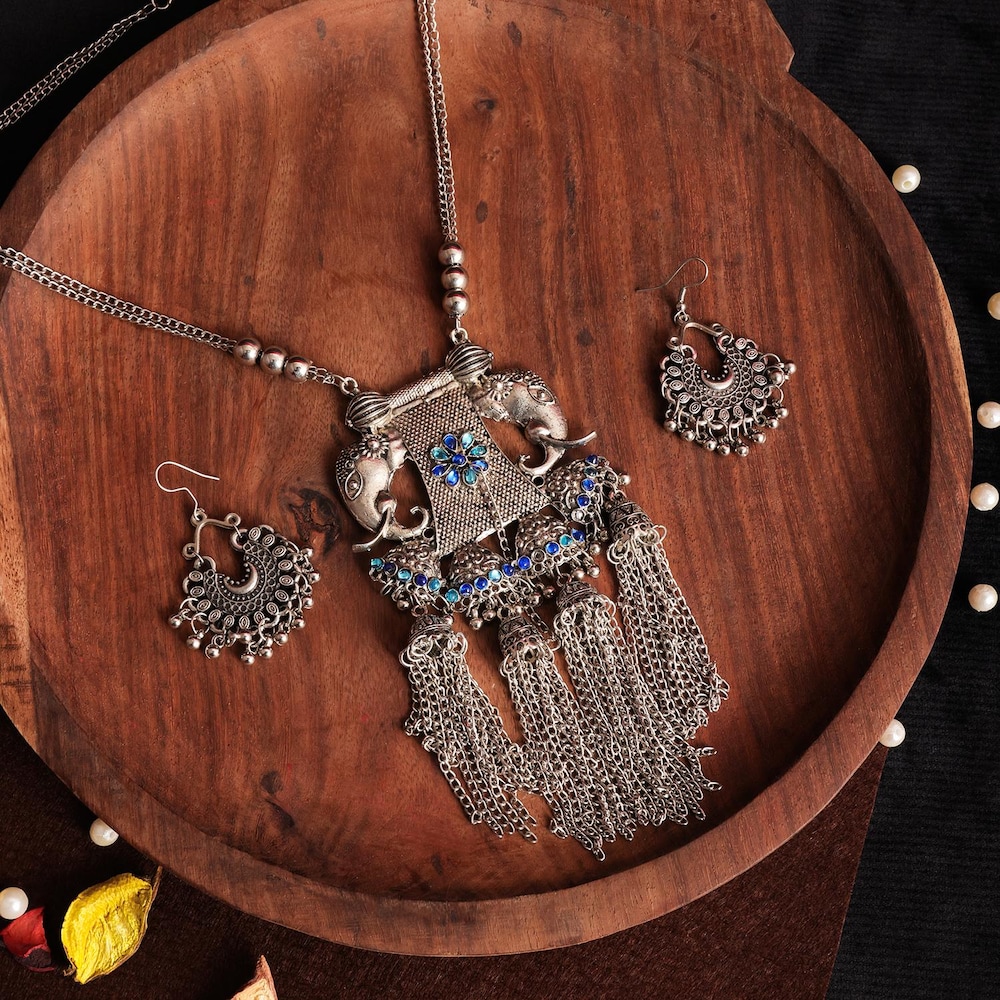  Women Silver Tone Stone Studded Antique Necklace