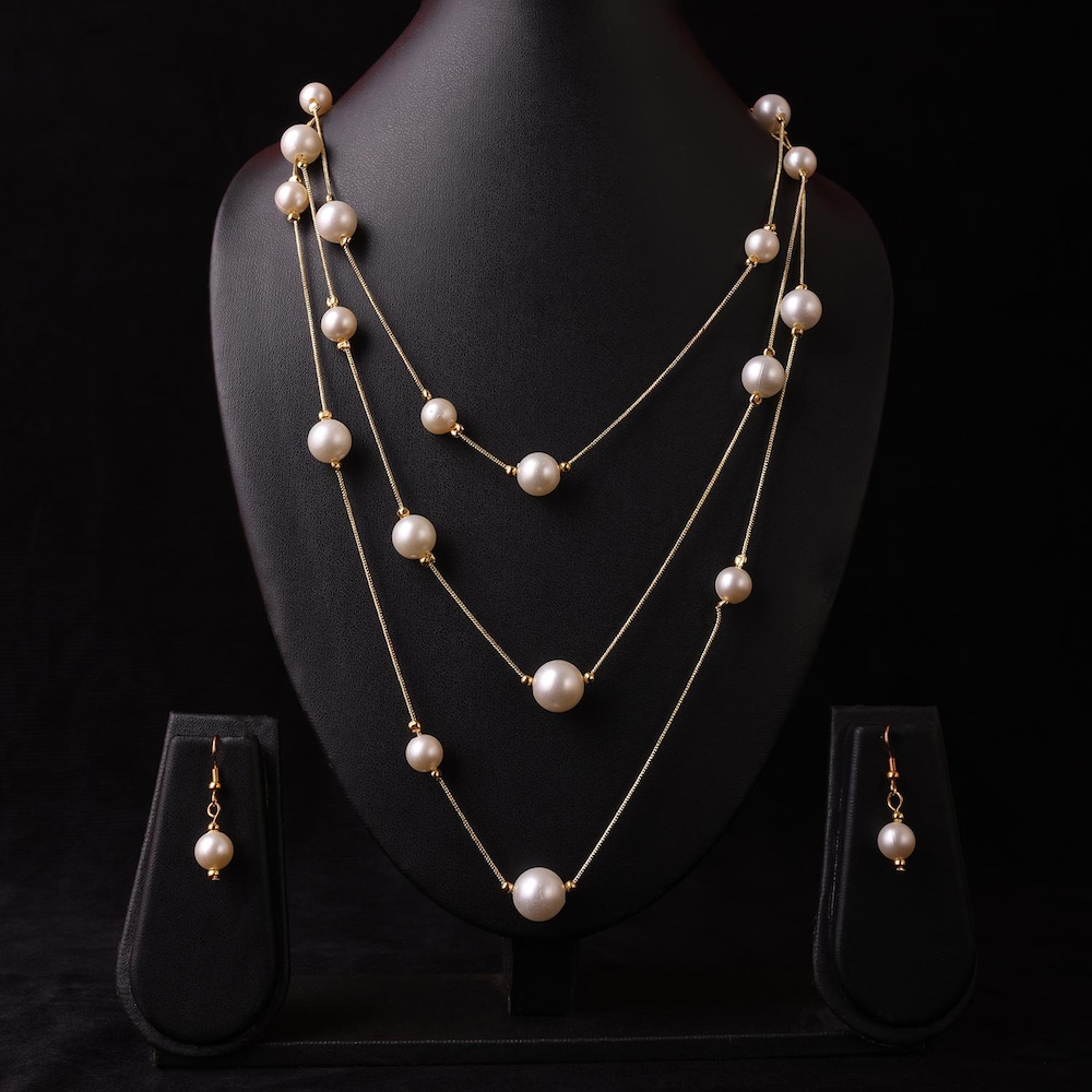  Pearl Layered Necklace Stone Detailed