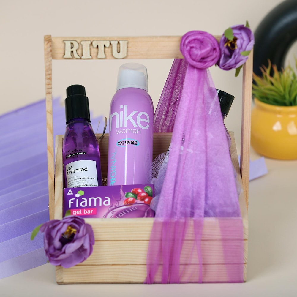  Loreal Self Sweet Scent Hamper
