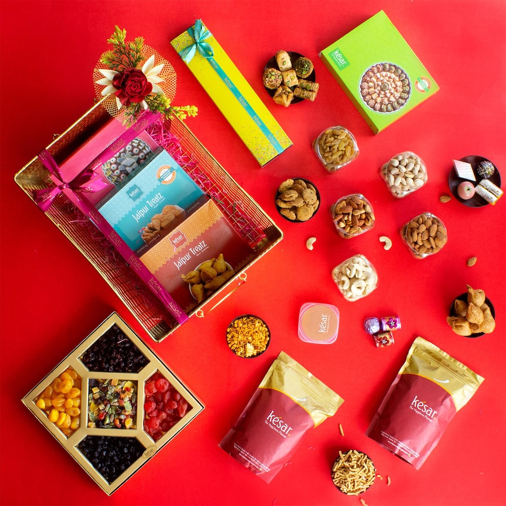  Succulent Sun Dried Fruit And Premium Nuts With Rakhi Combo