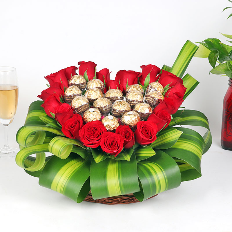  Rose Choc Love Arrangement