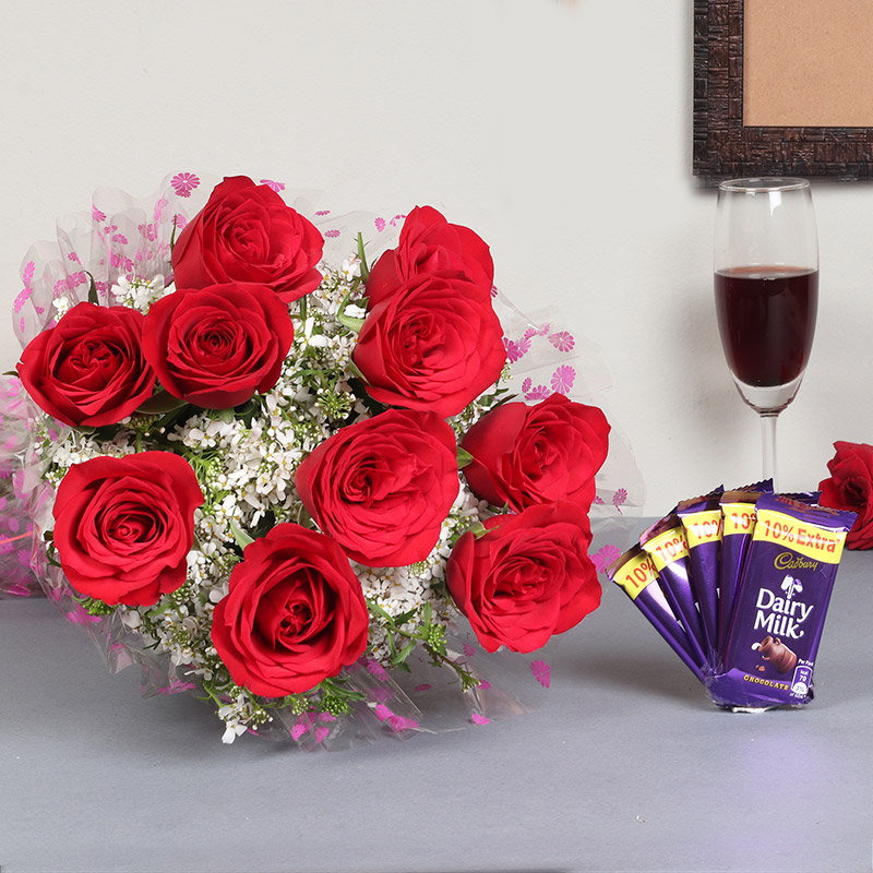  Stuning Red roses With Chocolates