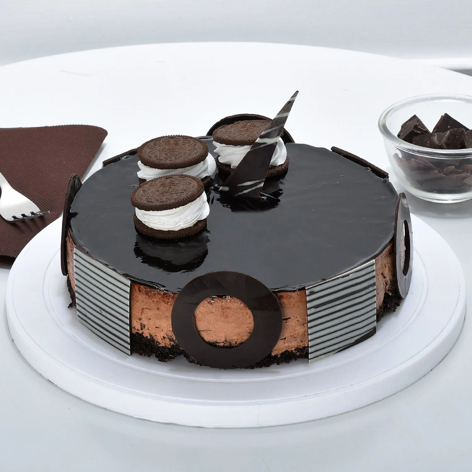  Chocolate Oreo Mousse Cake