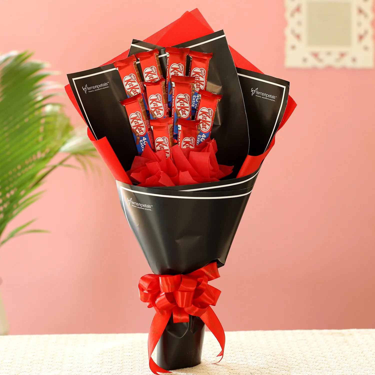  Dark Passion KitKat Choco Bouquet