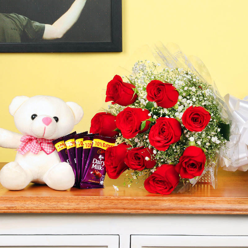  pure-love-roses-and-chocolates