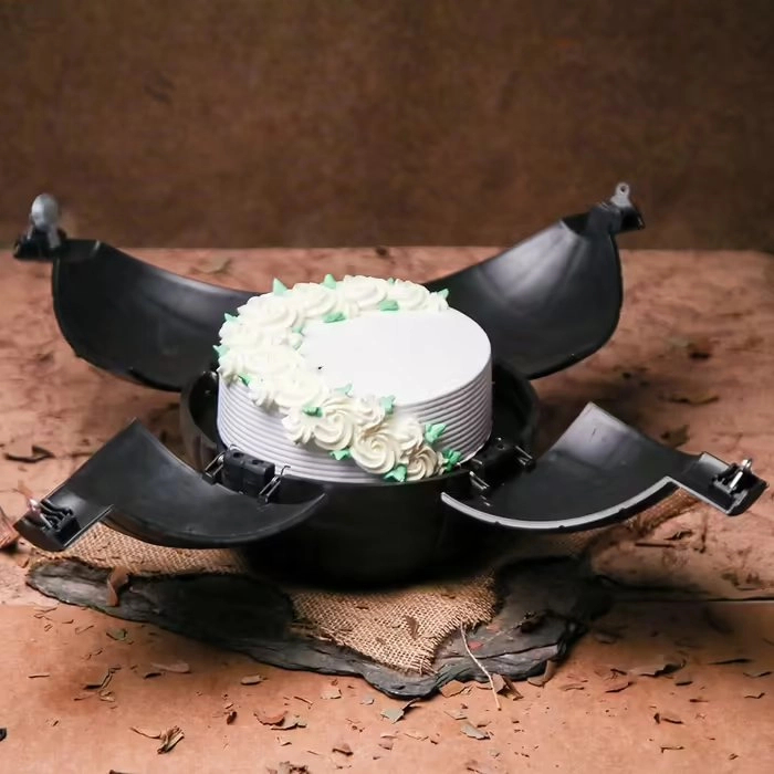  Yummy Pineapple Bomb Cake