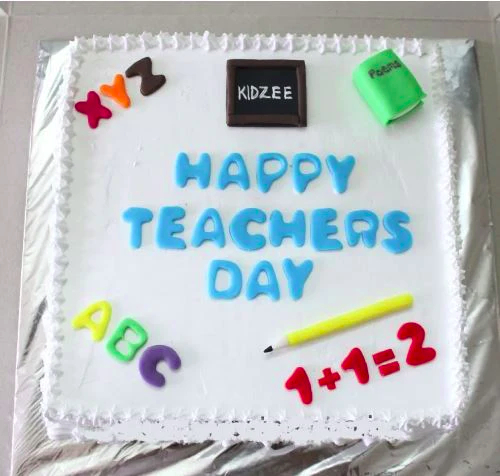  Tasty Teachers Day Cake